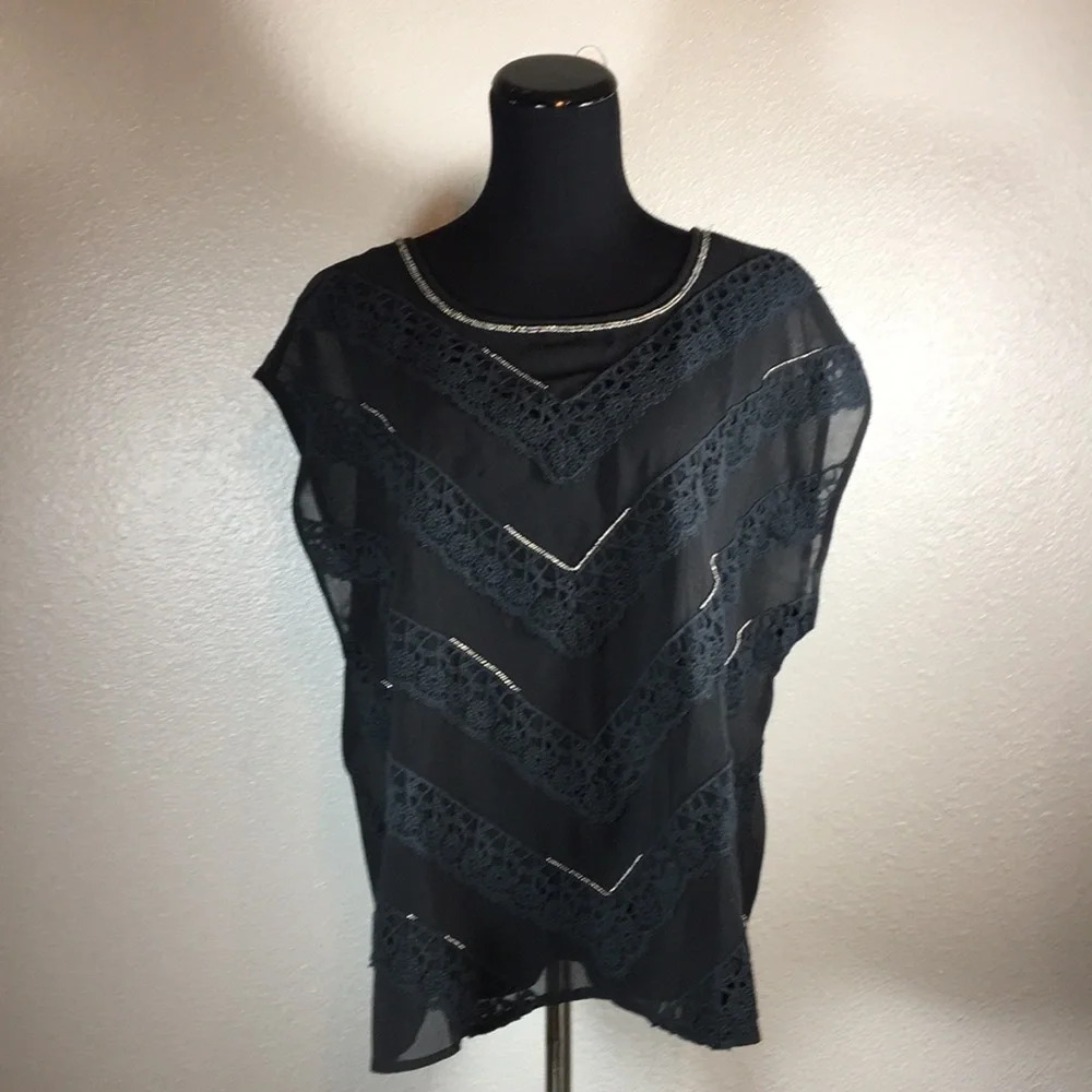 Forever 21 Semi‎ Sheer Blouse